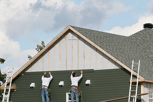 Professional Siding Replacement technician working in New Stanton, PA